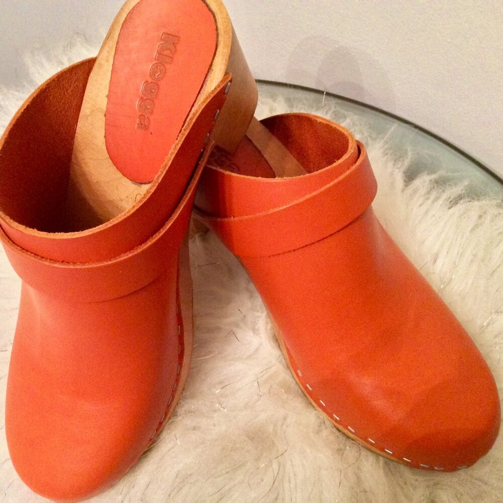 Klogga Leather Slip in  Clogs EU 38W in Orange